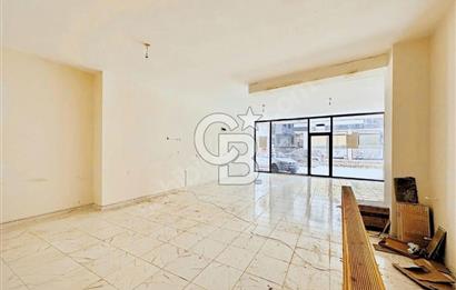 SANCAKTE'DE ANA CADDEYE 3.BİNADA DEPO'LU 130 M2 DÜKKAN