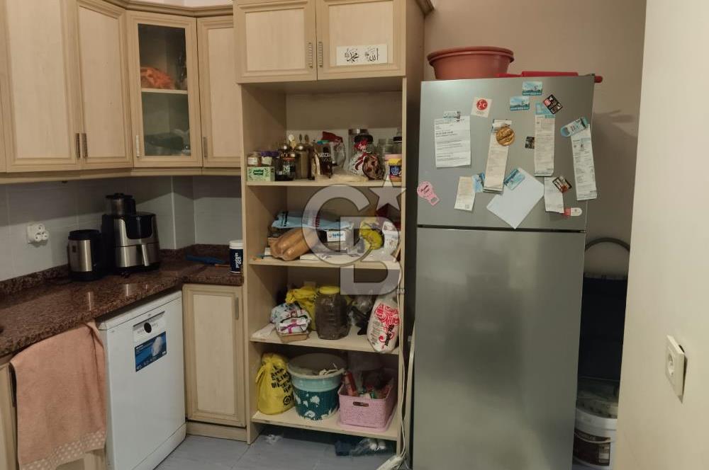 Arnavutköy Merkezin Göbeğinde Geniş ve Ferah 3+1 Satılık Daire