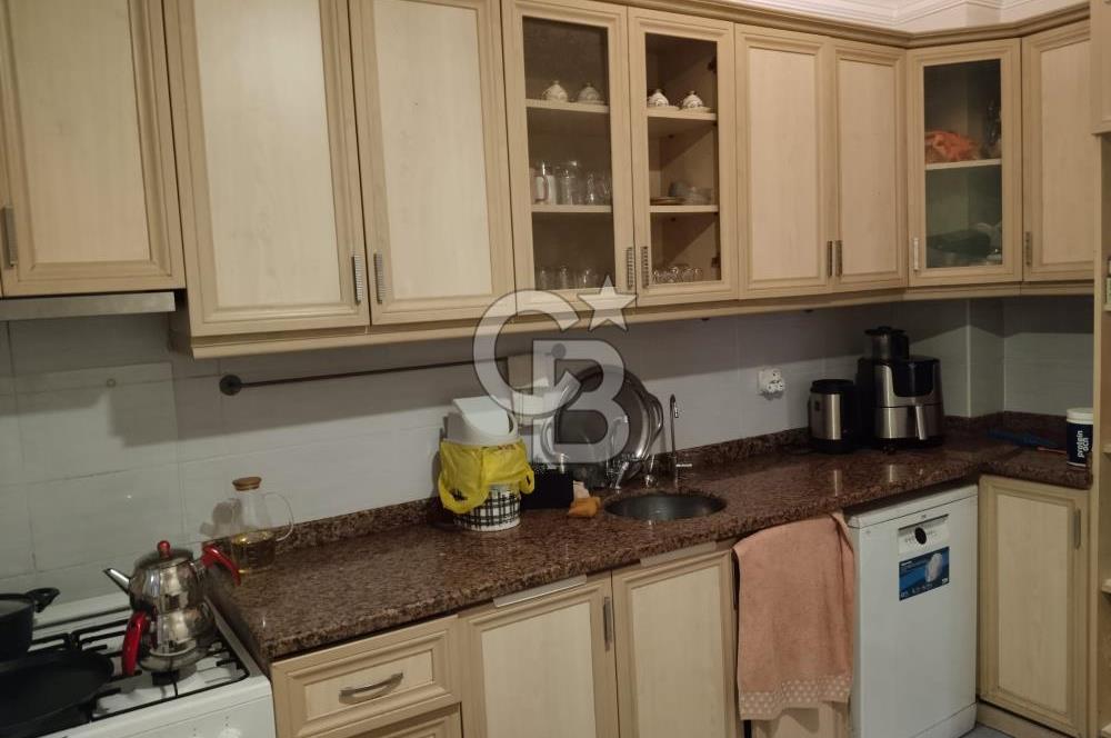 Arnavutköy Merkezin Göbeğinde Geniş ve Ferah 3+1 Satılık Daire