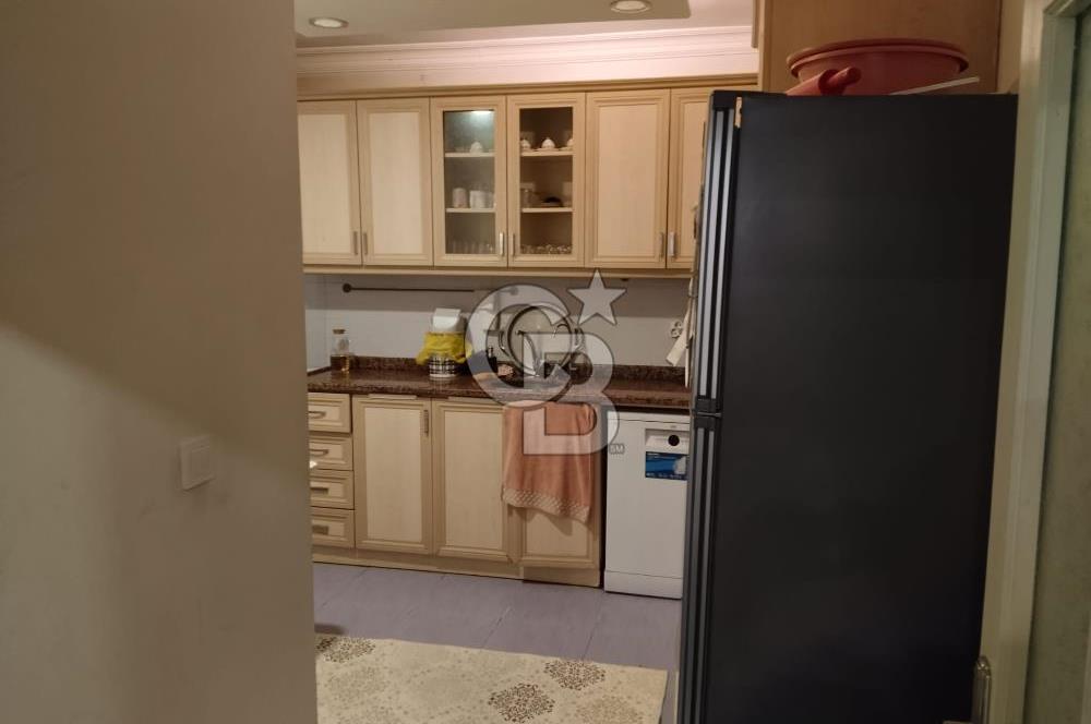 Arnavutköy Merkezin Göbeğinde Geniş ve Ferah 3+1 Satılık Daire