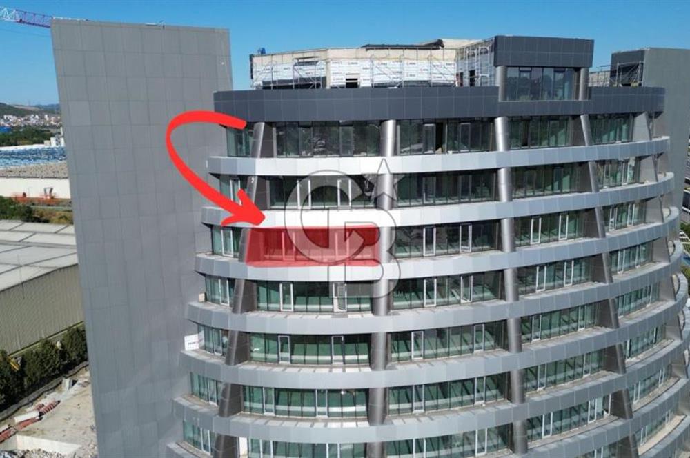 İZMİT D100 KARAYOLU ÜZERİ PLAZA'DA SATILIK 100M2 ÖN CEPHE OFİS