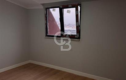 Sultanbeyli Mimar Sinan Mahallesi’nde 5+1 Net 135  m2 Dubleks Kiralık Daire 