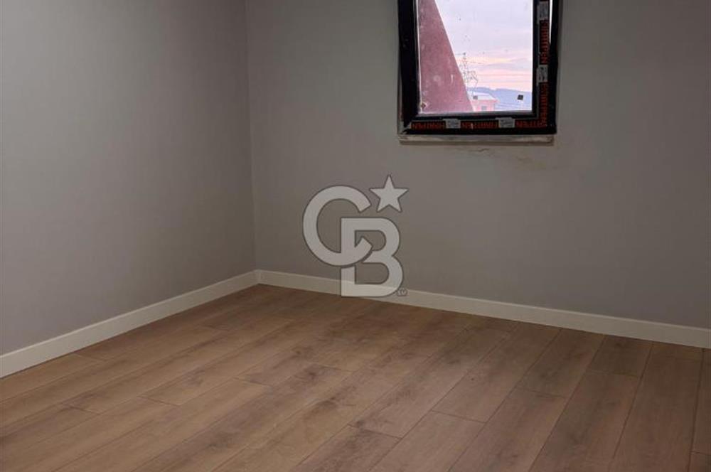 Sultanbeyli Mimar Sinan Mahallesi’nde 5+1 Net 135  m2 Dubleks Kiralık Daire 