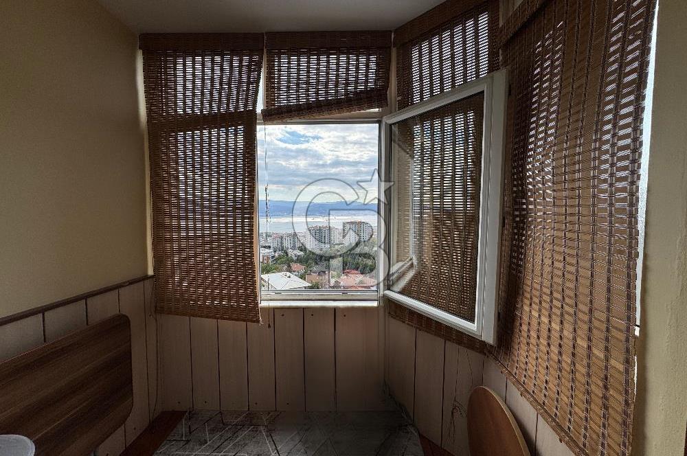AKÇAKOCA KONUTLARINDA 3+1 DENİZ MANZARALI ARAKAT DAİRE