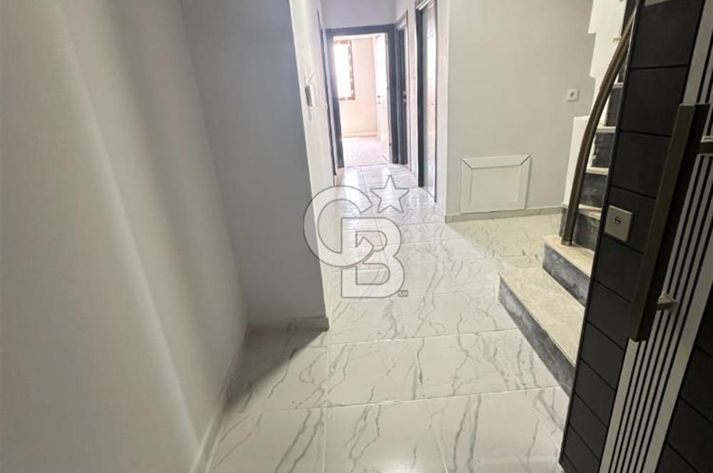 Sultanbeyli Mimar Sinan Mahallesi’nde 5+1 Net 135  m2 Dubleks Kiralık Daire 