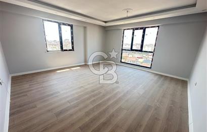 Sultanbeyli Mimar Sinan Mahallesi’nde 5+1 Net 135  m2 Dubleks Kiralık Daire 
