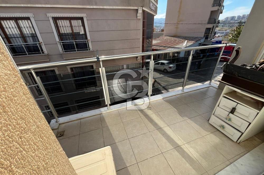 Buca Dumlupınar Mahallesinde 3+1 Satılık Daire