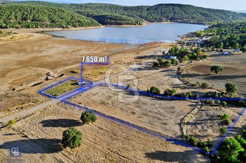 CB OPİA'DAN YATIRIMA UYGUN 7650M² TARLA - GÖĞEM GÖLETİ MANZARALI 