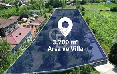 ÖZEL MÜLK AKYAZI'DA SATILIK HAVUZLU 3.700 M² ARSA VE ÇİFTLİK EVİ