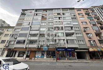 Kıbrıs Şehitler Caddesi Civan Sitesi'nde 3+1 Satılık 200m2 Daire