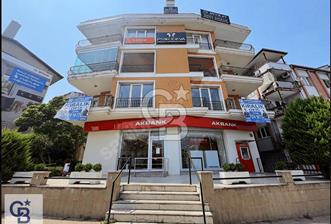 Forum Karşısı Demokrasi Meydanı'nda Akbank Üstü Kiralık 2+1 Ofis