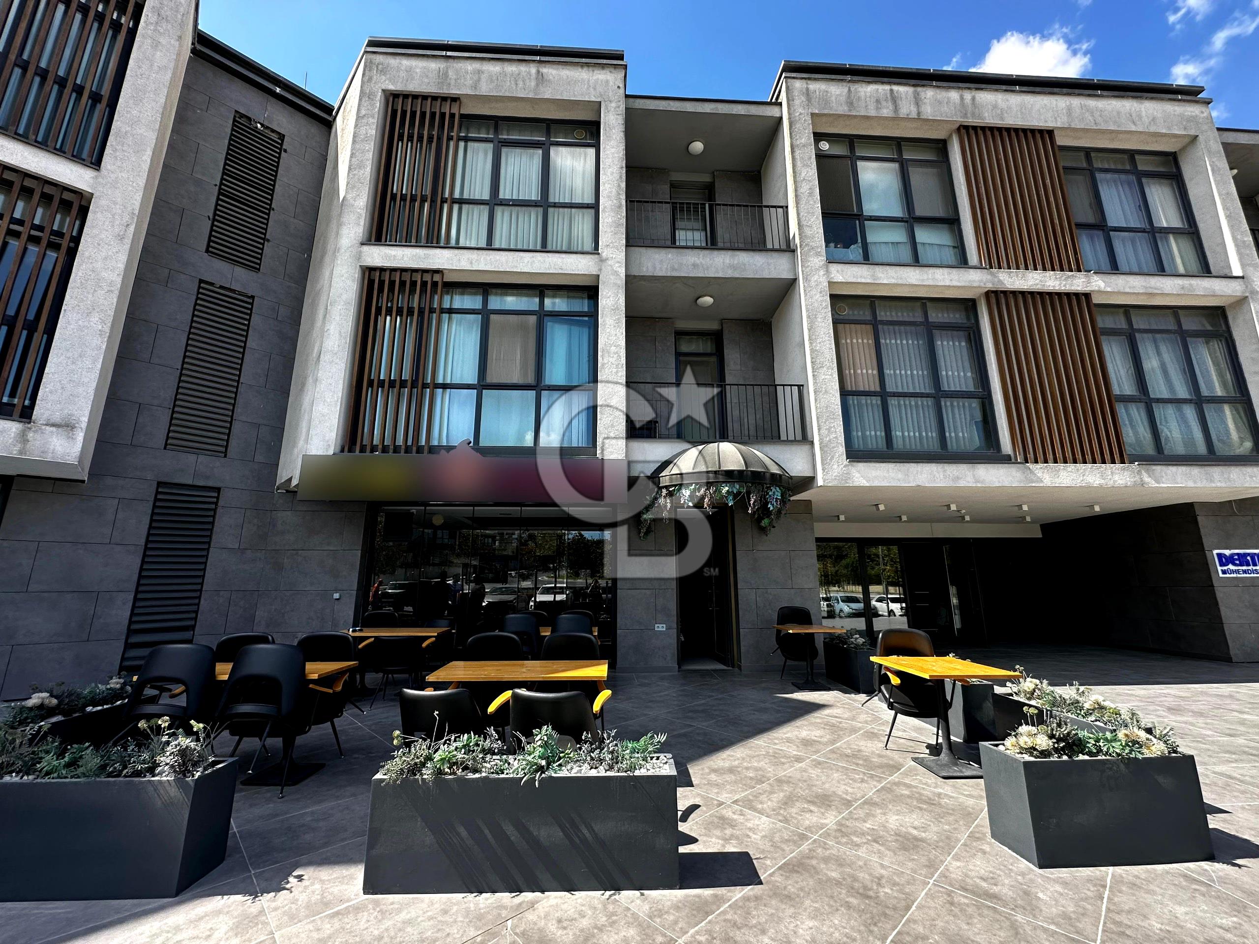 BAHÇEŞEHİR ESTON ŞEHİR MAHALLEM SATILIK DÜKKAN 100 M2