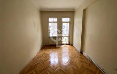Beylikdüzü Barış Mah. Metrobüse Yakın Siteiçi Kiralık 3+1 Daire