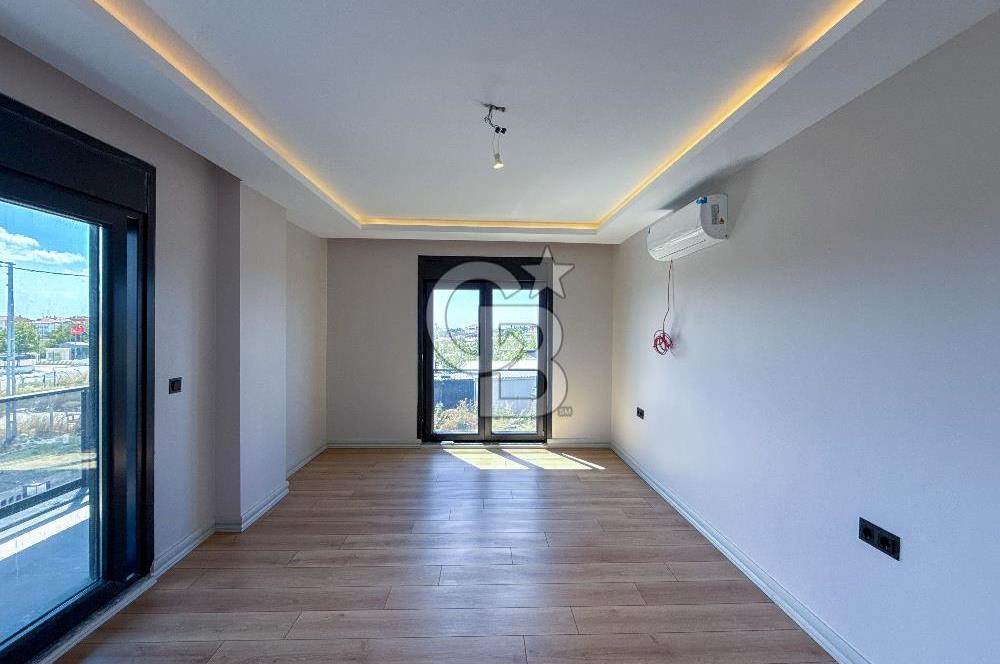 Silivri Selimpaşa 5+1 Müstakil Özel Havuzlu Satılık Sıfır Villa