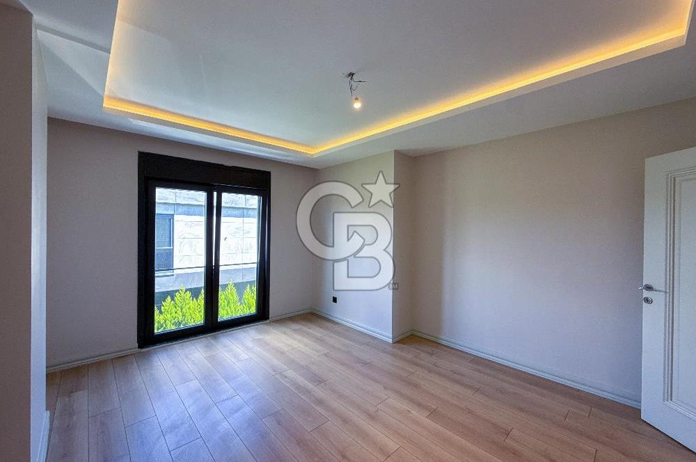 Silivri Selimpaşa 5+1 Müstakil Özel Havuzlu Satılık Sıfır Villa