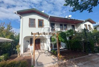 TÜRKKONUT ÖZTUNA SİT SATILIK 4+2 VİLLA 3 KATLI