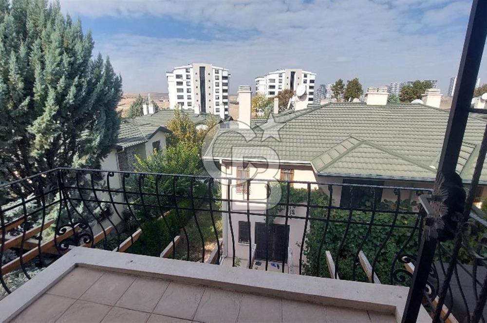 TÜRKKONUT ÖZTUNA SİT SATILIK 4+2 VİLLA 3 KATLI