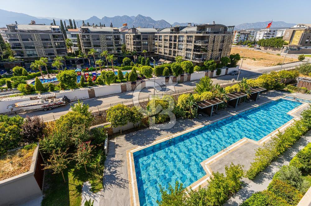 Konyaaltı Konaklar Bölgesi'nde Prestijli Lüks 4+1 Dubleks