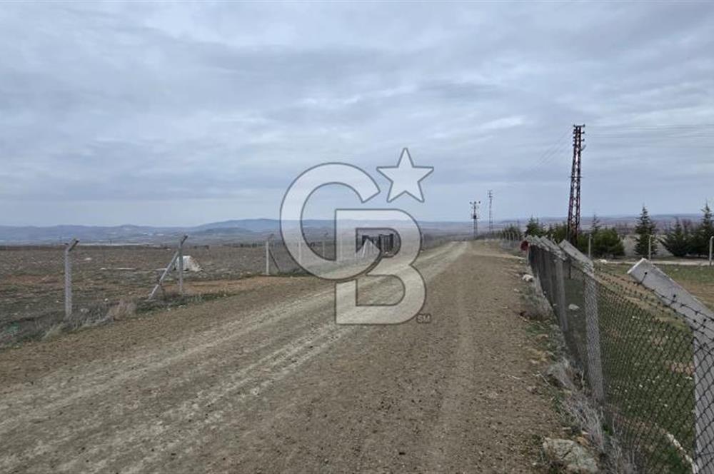 GÖLBAŞI GÖKÇEHÖYÜK'TE ÇİFTLİK VE HOBİ BAHÇESİNE UYGUN ARSA