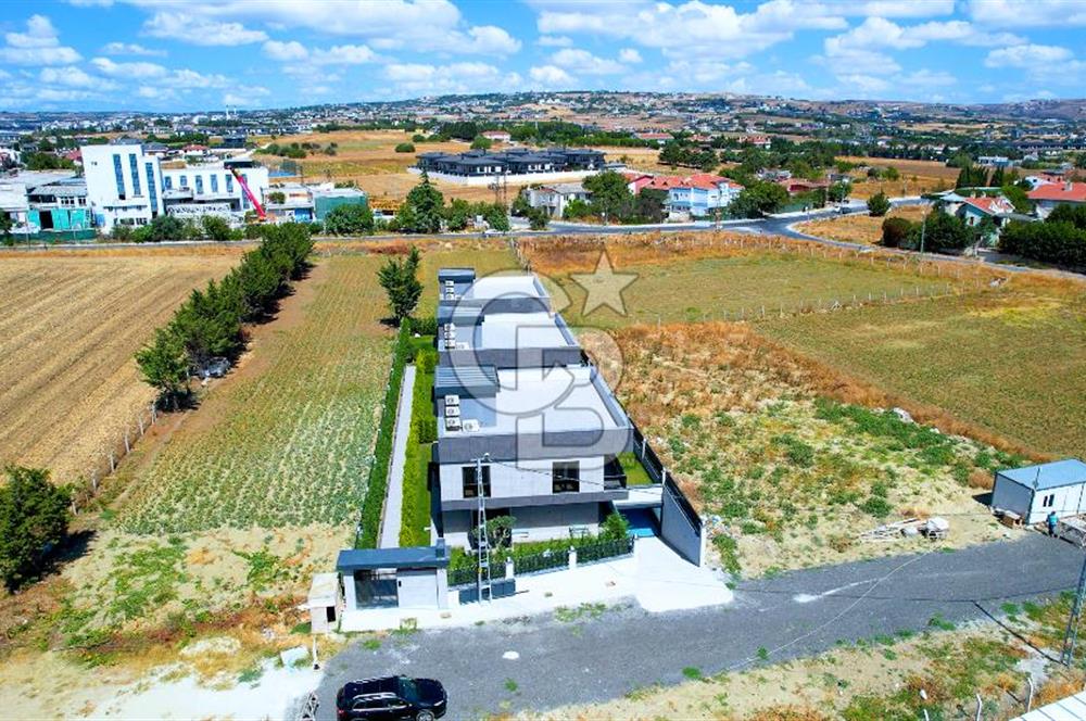 Silivri Selimpaşa 5+1 Müstakil Özel Havuzlu Satılık Sıfır Villa