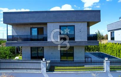 Silivri Selimpaşa 5+1 Müstakil Özel Havuzlu Satılık Sıfır Villa