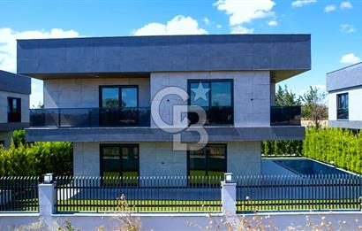 Silivri Selimpaşa 5+1 Müstakil Özel Havuzlu Satılık Sıfır Villa