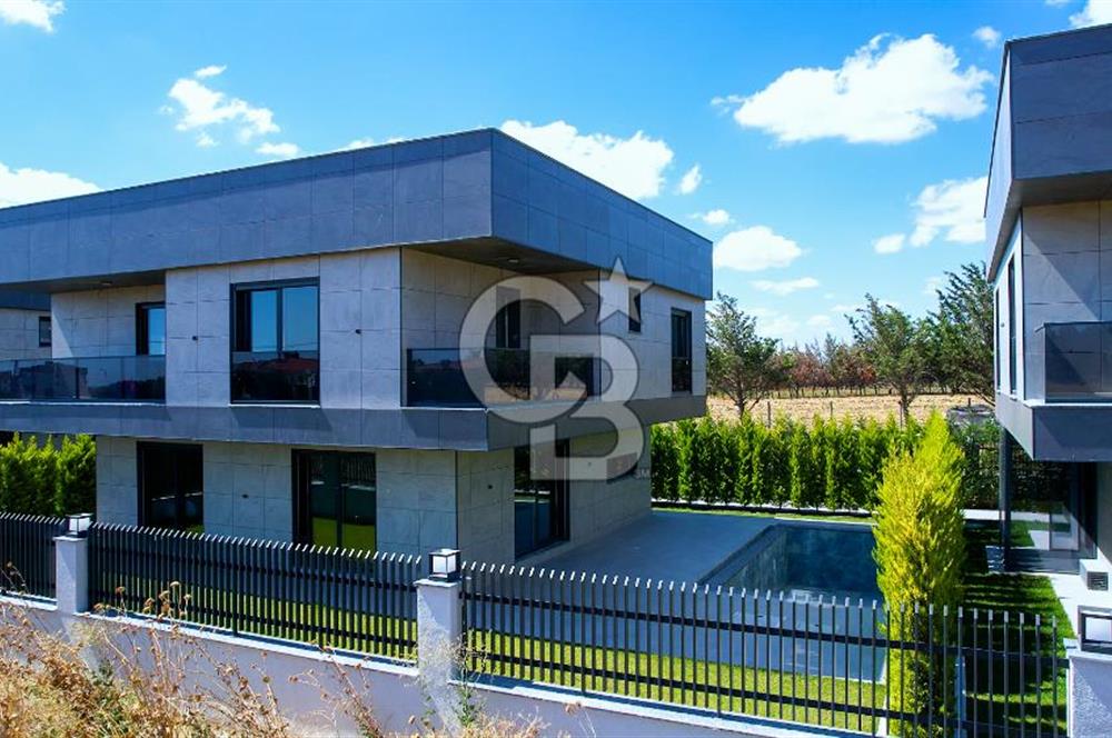 Silivri Selimpaşa 5+1 Müstakil Özel Havuzlu Satılık Sıfır Villa