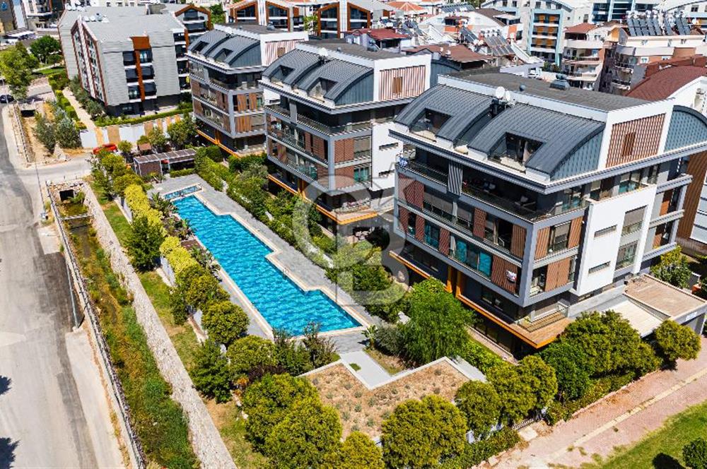 Konyaaltı Konaklar Bölgesi'nde Prestijli Lüks 4+1 Dubleks