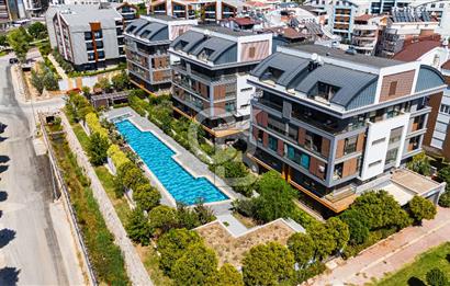Konyaaltı Konaklar Bölgesi'nde Prestijli Lüks 4+1 Dubleks