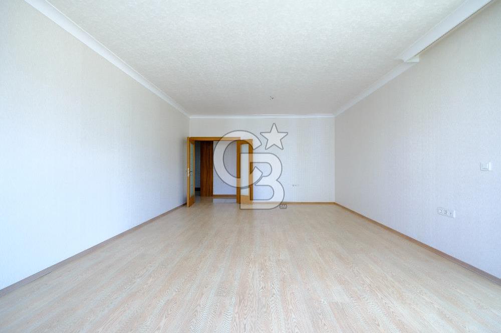 BAĞLICA' DA MUHTEŞEM KONUMLU 4+1 DAİRE