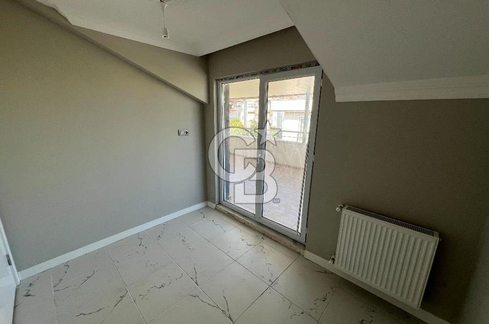 DERİNCE DUMLUPINAR'DA SATILIK FIRSAT 6+1 ÇATI DUBLEKS