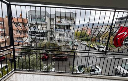 Bornova Atatürk Mh. 3+1 Arakat 156m2 Satılık Daire