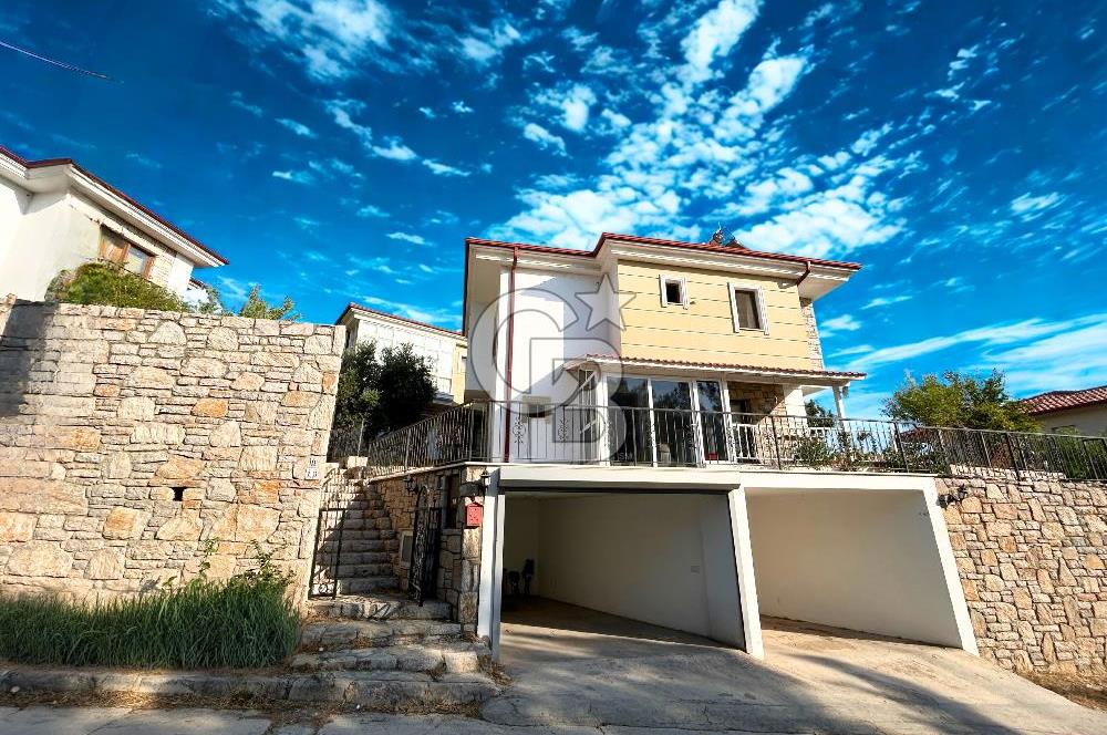 DATÇA SATILIK 3+1, KAPALI OTOPARKLI MÜSTAKİL VİLLA !