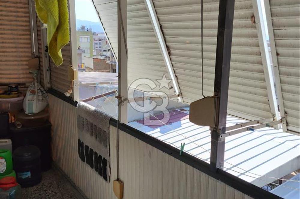 Konak Tınaztepe Mahallesi'nde 3+1 Deniz Manzaralı Satılık Daire