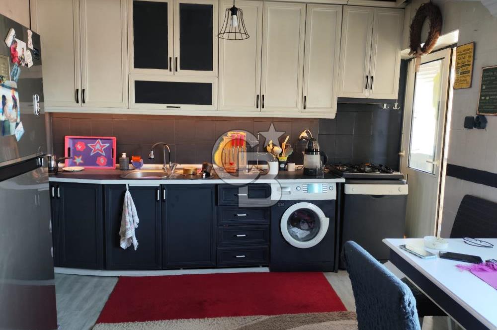 Konak Tınaztepe Mahallesi'nde 3+1 Deniz Manzaralı Satılık Daire