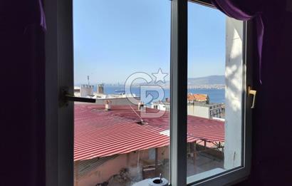 Konak Tınaztepe Mahallesi'nde 3+1 Deniz Manzaralı Satılık Daire