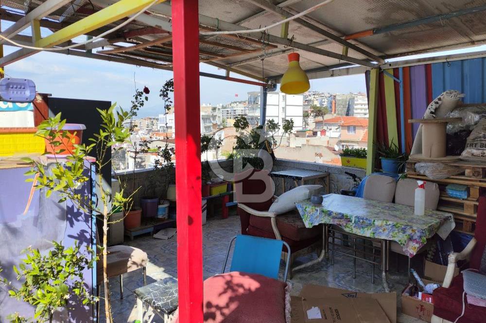 Konak Tınaztepe Mahallesi'nde 3+1 Deniz Manzaralı Satılık Daire