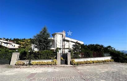 CB AMBIANCE'DAN ÇAĞRIŞAN/ÇAMLICA EVLERİ'NDE HAVUZLU 6+1 VİLLA