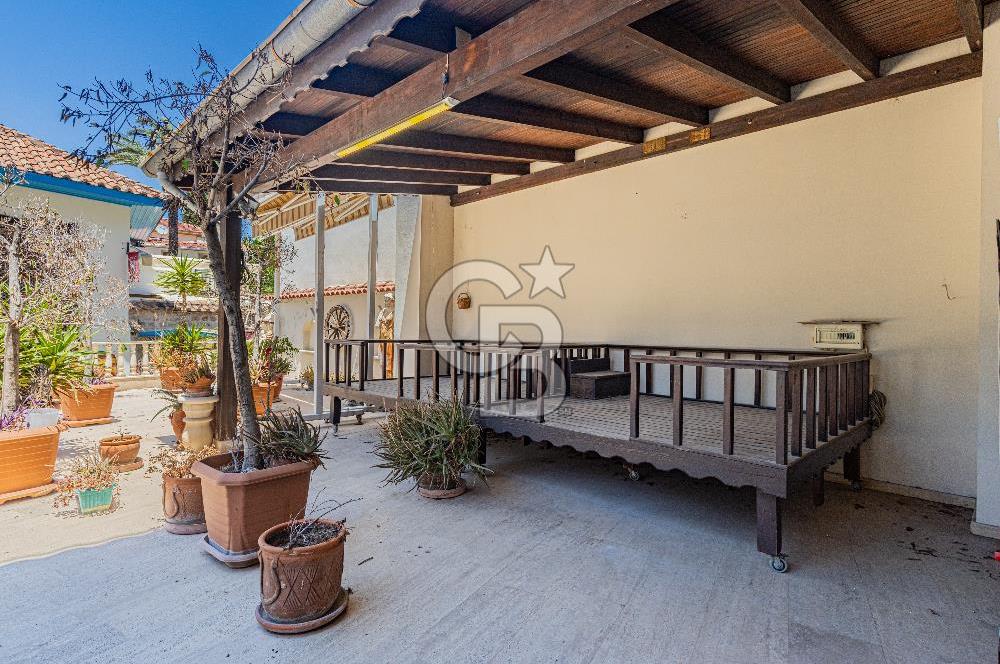 Antalya Kaleiçi'nde Satılık Otel 