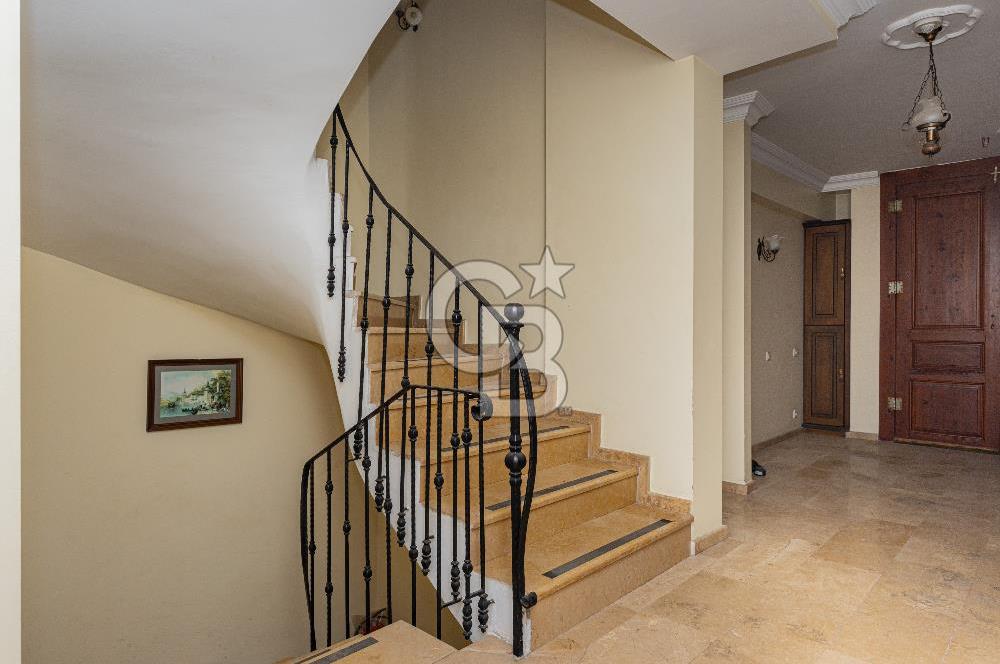 Antalya Kaleiçi'nde Satılık Otel 