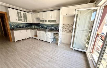 ELMADAĞ MERKEZDE CADDE ÜSTÜ CAM BALKONLU SATILIK 3+1 DAİRE