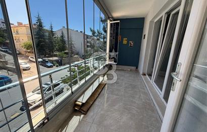 ELMADAĞ MERKEZDE CADDE ÜSTÜ CAM BALKONLU SATILIK 3+1 DAİRE