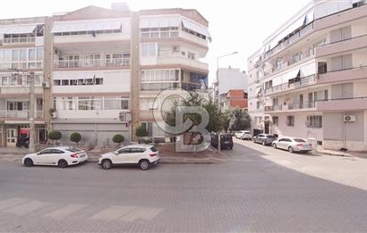 İzmir Karşıyaka Yalı Merkezi Konumlu Kiralık 3+1 113 m² Daire