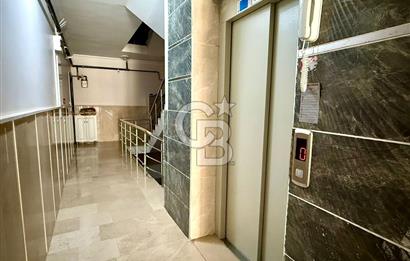 ELMADAĞ MERKEZDE CADDE ÜSTÜ CAM BALKONLU SATILIK 3+1 DAİRE