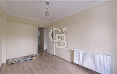 İzmir Karşıyaka Yalı Merkezi Konumlu Kiralık 3+1 113 m² Daire