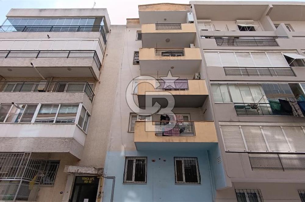 İzmir Karşıyaka Yalı Merkezi Konumlu Kiralık 3+1 113 m² Daire