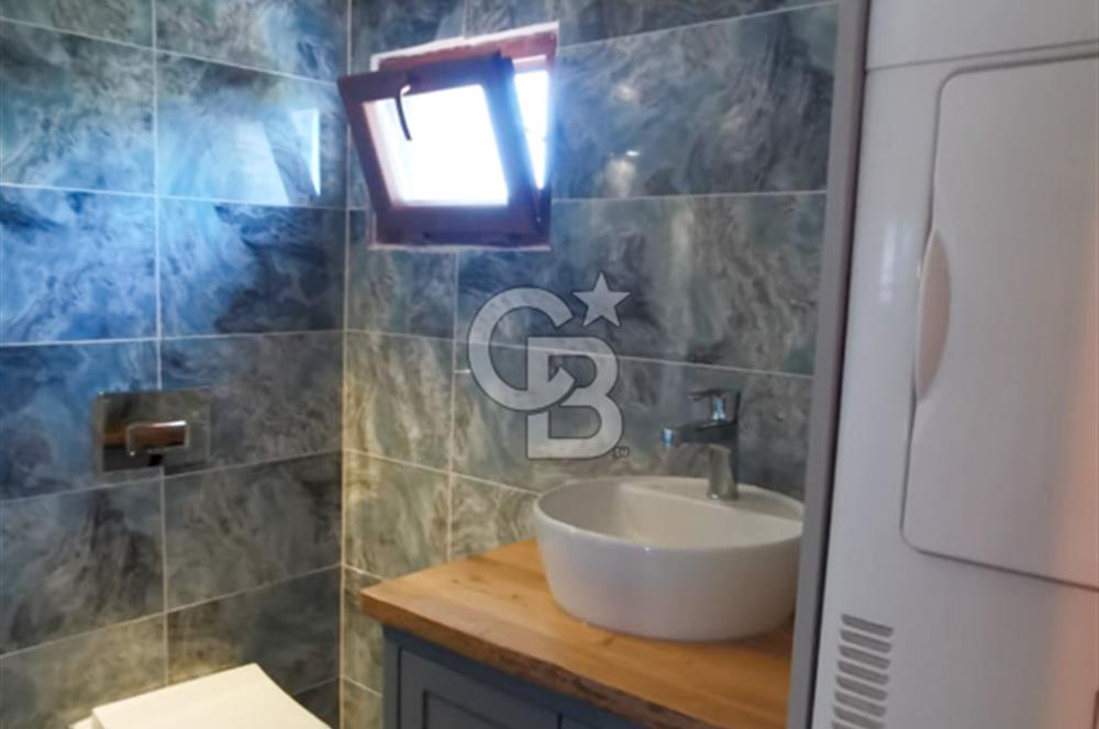 Hisarönü'nde Manzaralı,Ruhsatlı, Müstakil Geniş Aile Villası