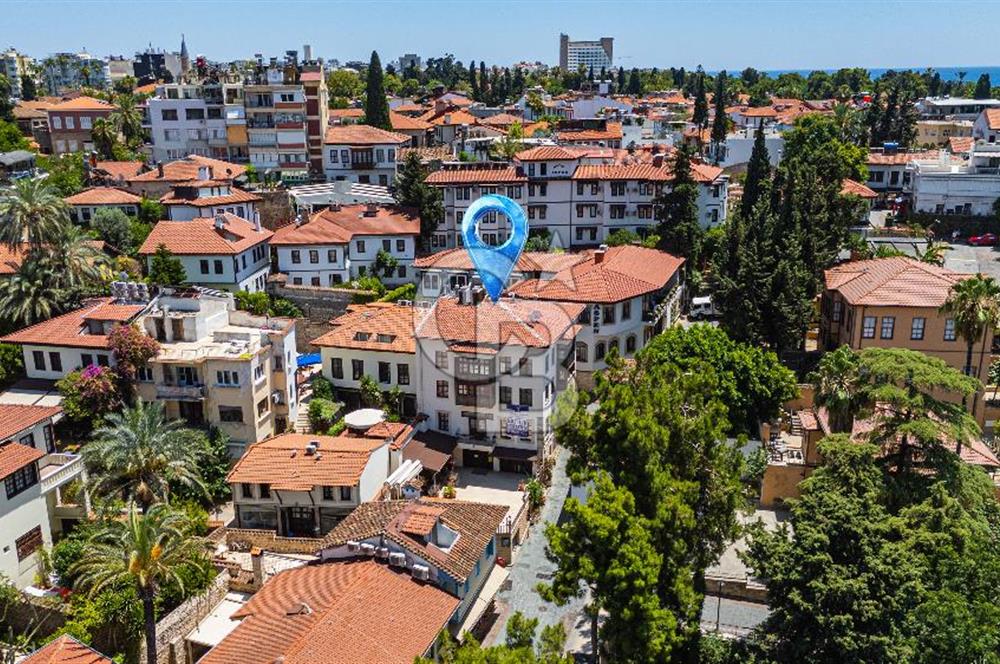 Antalya Kaleiçi'nde Satılık Otel 
