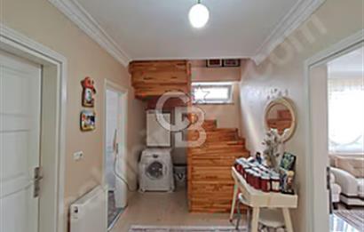 KARABURUNDA DENİZ MANZARALI 3 KATLI MÜSTAKİL EV