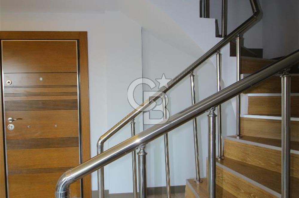 Görecenin En Nezih Sitesinde Yemyeşil Doğa Manzaralı 4+1 Kiralık